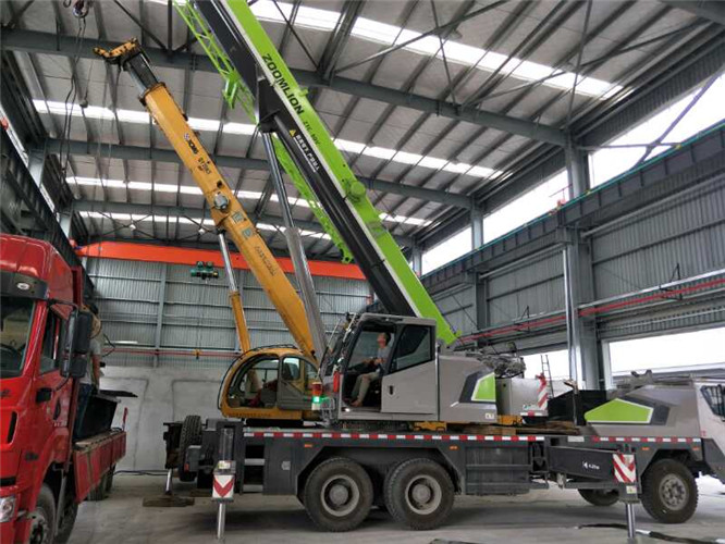 咸安区高空车出租需要注意哪些安全事项？