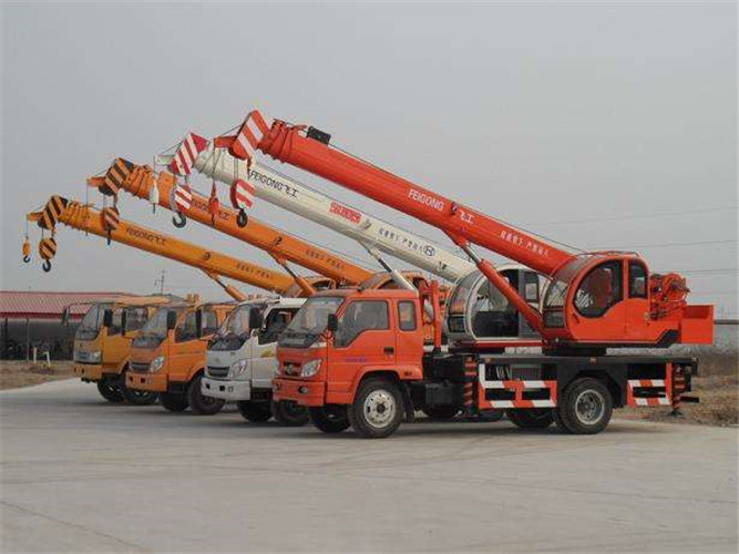 咸安区设备出现故障导致停工，怎么处理？是否有备用设备替换？