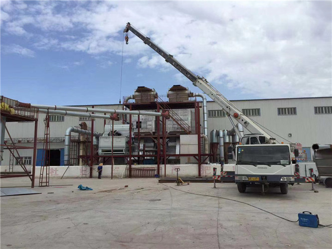 咸安区“手脚齐动”—— 吊车的 “协同作业” 技术